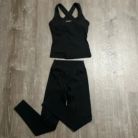 ONSET brand workout set XS BLACK Aura Collection - Picture 3 of 8